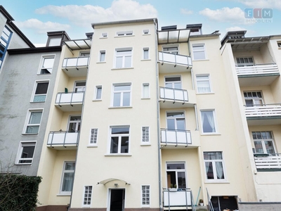 Kernsaniertes Mehrfamilienhaus mit 8 Wohneinheiten und Balkonen in Hagen zu verkaufen!