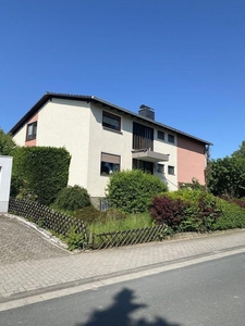 Attraktives Einfamilienhaus (im Erbbaurecht) mit Einliegerwohnung in Kronberg
