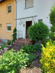 Gepflegtes Reihenmittelhaus mit kleinem Garten in Koblenz - Arzheim
