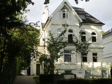 2-zimmer-maisonette-wohnung im dg der gepflegten jugendstil-villa im elbvorort othmarschen