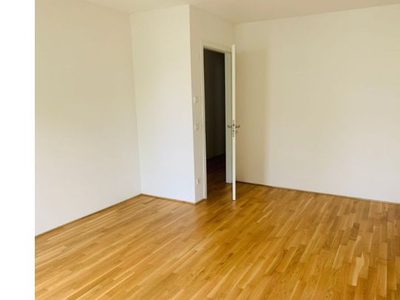 Miete 2 Schlafzimmer wohnung von 70 m² in Hanau