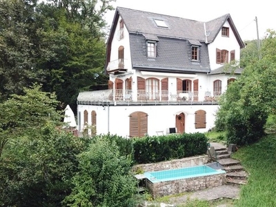 Einmalige Herrschaftliche Villa in Eppstein im Taunus inkl. Baugrundstück