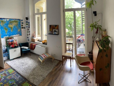3 Zimmer Wohnung in Siegen - Feuersbach- Sonnige 3-Zimmer Whg. barrierefrei mit Balkonen, neuwertige EBK und Aufzug, Garage- flatbee.de