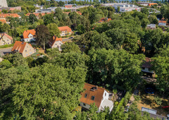 Hochwertiges Einfamilienhaus mit Sauna, Wintergarten und Südterrasse in Waldnähe