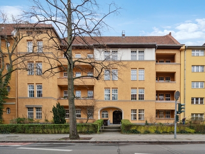 Familienfreundliche 4-Zimmer Wohnung nahe Rüdesheimer Platz