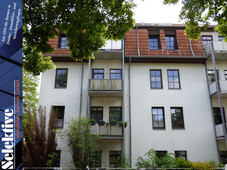 preiswerte schöne und helle einsteigerwohnung mit balkon und stellplatz in friemersheim rheinnähe
