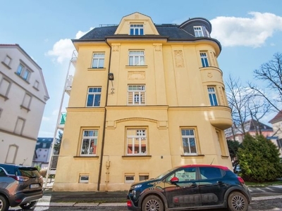 Schön geschnittene 2-Zimmer-Wohnung in Zwickau