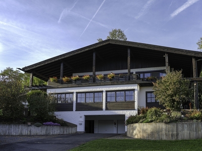 Großzügig Wohnen - Villa in Südausrichtung auf über 1500 m² - zusätzl. Grundstück z. Disposition