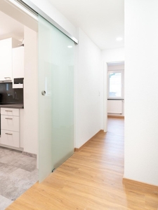 Exklusive, helle 4-Zimmer Wohnung in Stuttgart-Süd, hochwertig saniert, perfekt für WGs geeignet