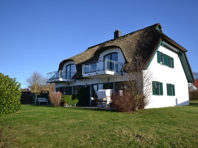 Juwel an der Ostsee! exkl. 4-Zimmer-Wohnung im idyllischen Reetdachhaus mit Sauna und Ostseeblick