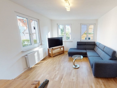 Moderne und voll ausgestattete 4-Zimmer-Wohnung in Leinfelden