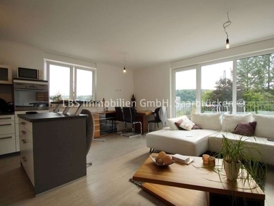3-ZKB Mietwohnung - 94 m² Wohnfläche - Einbauküche - Stellplatz - Garage optional