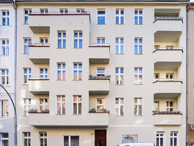 Vermietetes Single-Zuhause mit Balkon
