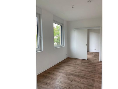Miete 3 Schlafzimmer haus von 67 m² in Leipzig