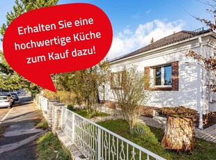 Exklusives Einfamilienhaus nach aufwendiger Modernisierung!