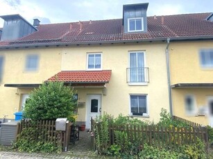 * Geräumiges Reihenhaus mit Ausbaureserve in familienfreundlicher Umgebung *